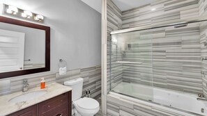 Shower, shampoo