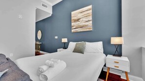 WiFi, bed sheets