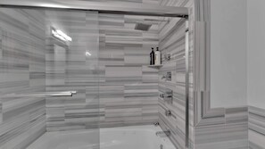 Shower, shampoo - Luxury Studio | Northern Libs | 1 Bed | Onsite gym (Philadelphia)