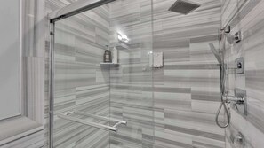 Shower, shampoo