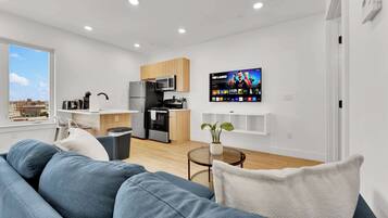 TV, escritórios