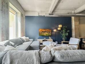 Tv och kontor