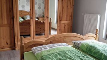 3 Schlafzimmer, kostenloses WLAN, Bettwäsche