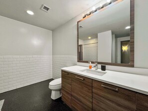 シャワー、ヘアドライヤー