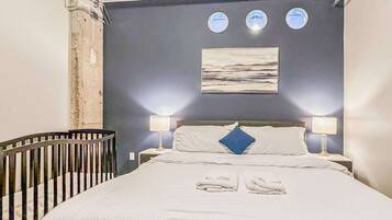 1 bedroom, iron/ironing board, WiFi, bed sheets