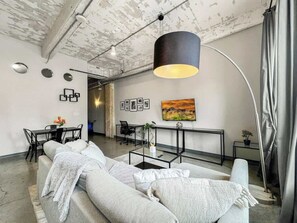 TV, offices