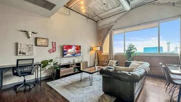 TV, offices