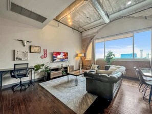 TV, offices