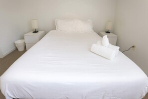 1 bedroom, iron/ironing board, WiFi, bed sheets