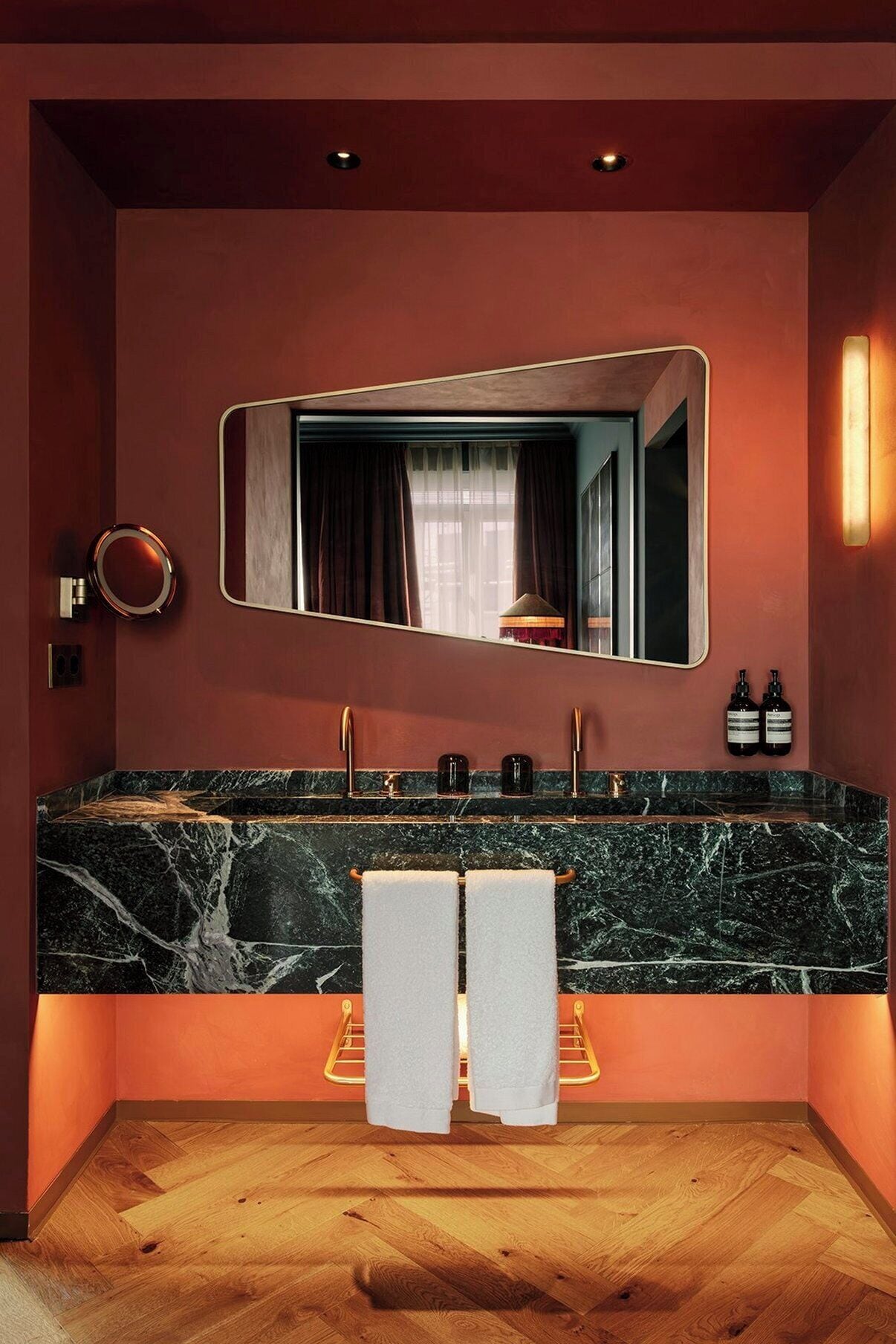 Grand Suite | Egyptian cotton sheets, premium bedding, down comforters, minibar