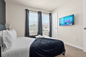 2 chambres, fer et planche à repasser, Wi-Fi, draps fournis