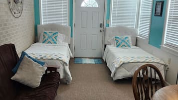 3 bedrooms, WiFi, bed sheets