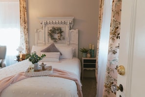 5 bedrooms