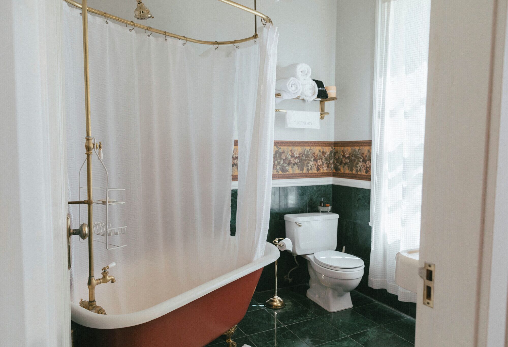 Dusche, Whirlpool, Haartrockner