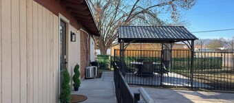 Cozy 1-bedroom apartment with WiFi, AC in enjoyable Tolleson