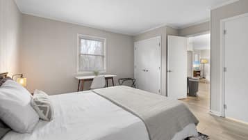 1 soverom, skrivebord, strykejern/-brett og wi-fi