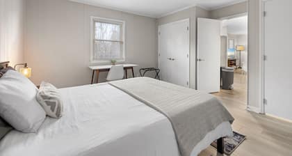 The Durham Nook~Cozy 1BR Hideaway Near Duke, Downtown & Peaceful Parks