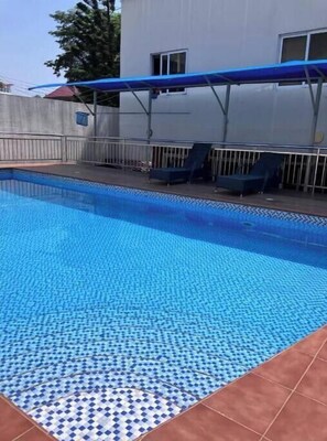 Pool - Serene studio in Osu (Accra)