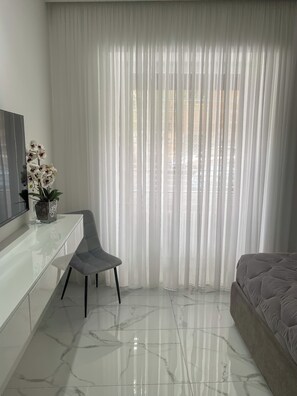 Habitación doble (1) | Artículos del minibar gratis y caja de seguridad en la habitación 