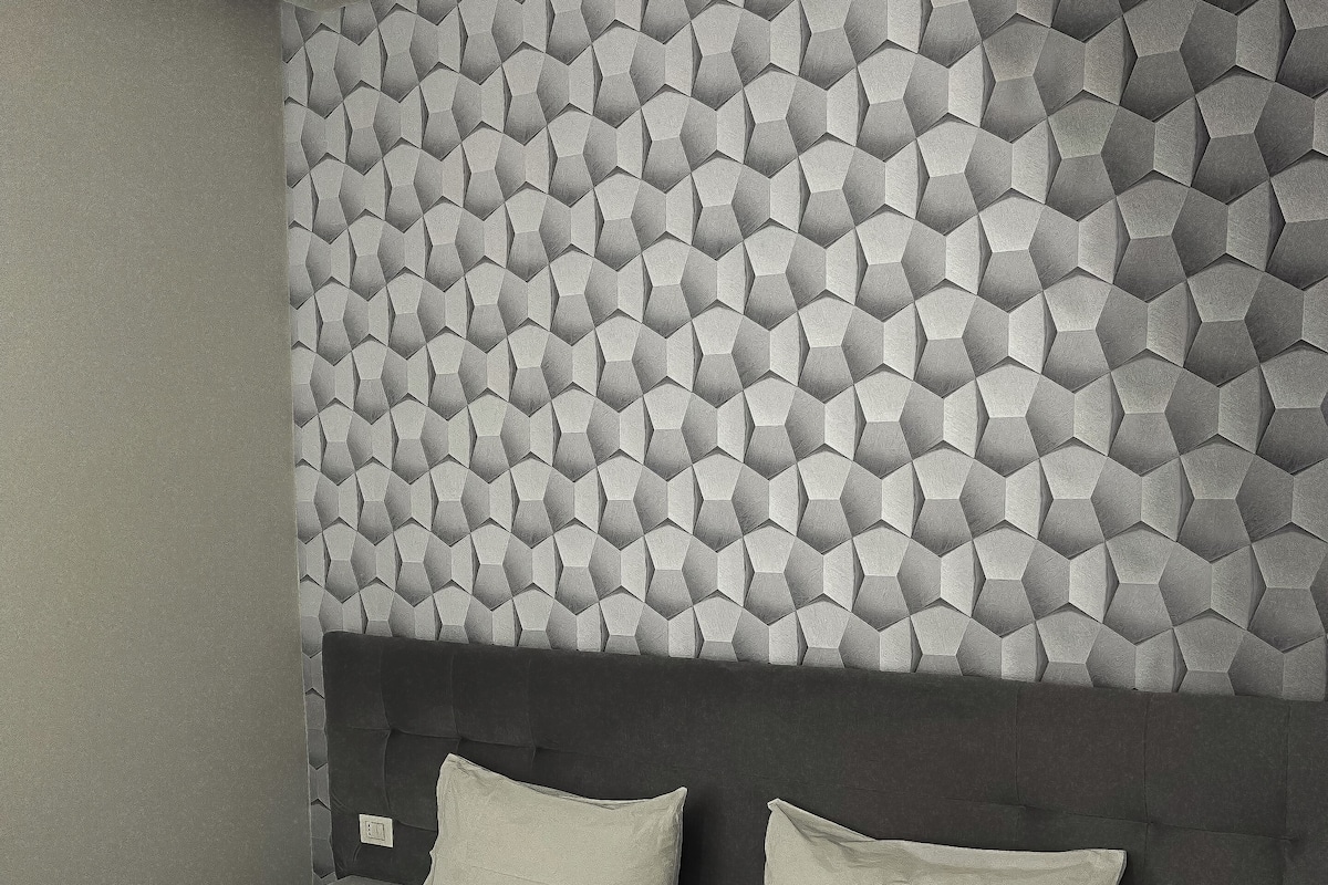 Double or Twin Room, Non Smoking, Private Bathroom | Minibar (free items), in-room safe, desk, blackout drapes