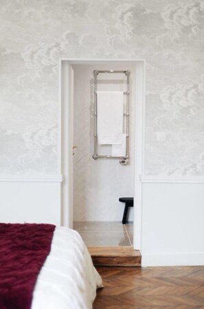 Classic Room, Garden View