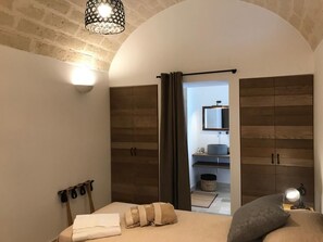 4 bedrooms, free WiFi, bed sheets