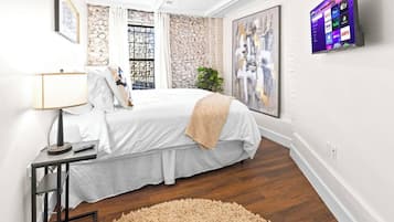 1 bedroom, travel cot, free WiFi, bed sheets