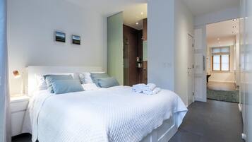 1 chambre, fer et planche Ă repasser, Wi-Fi, draps fournis