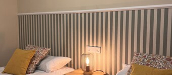 Charming and bright T3 completely renovated, located 10 minutes walk from downtown.