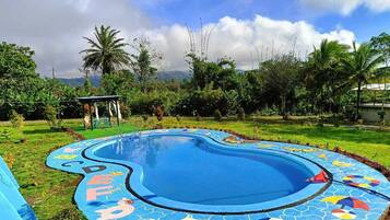 Alberca al aire libre