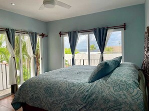 4 chambres, fer et planche à repasser, lit parapluie, Wi-Fi