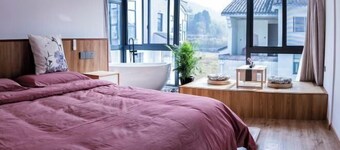 Tiantai Happiness Inn