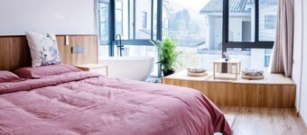 Tiantai Happiness Inn