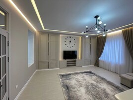 Caja de seguridad en la habitación y sistema de insonorización 