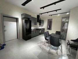 Caja de seguridad en la habitación y sistema de insonorización 