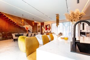 Dining - Villa combining contemporary and oriental styles near downtown Marrakech (Marrakech)