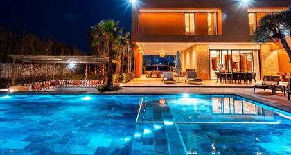 Villa alliant styles contemporain et oriental près du centre-ville de Marrakech