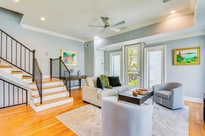 Interior - 2 Mi to Little Rock River Market: Walkable Getaway (Little Rock)