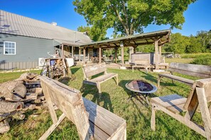 House (3 Bedrooms) | Interior - Hot Tub & Creek Views: Secluded Perryville Cabin (Perryville)