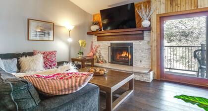 Walk to Main Street: Breck Condo w/ Balcony!