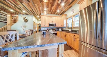 Home w/ River View & Game Room in Tidioute!