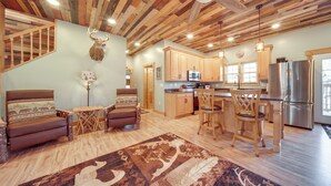 Hús (4 Bedrooms) | Að innan