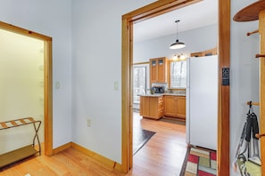 Cottage (2 Bedrooms) | Interior