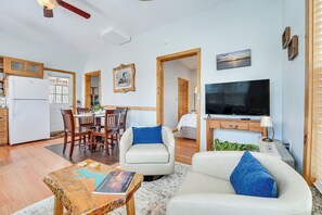 Cottage (2 Bedrooms) | Interior