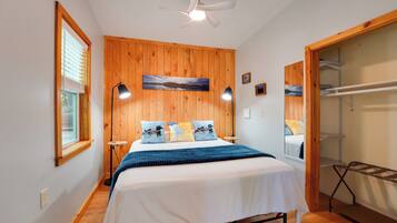 Cottage (2 Bedrooms) | Interior