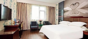 Shell Hotel (Xinxiang Pang Donglai Branch)