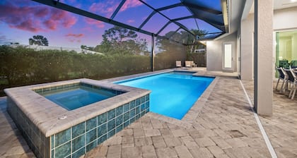 Modern Luxury • 5 Min to Beach • Heated Pool & Spa