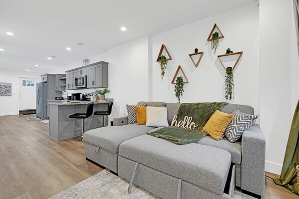 Una Smart TV, libros