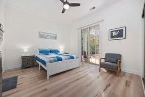 4 chambres, fer et planche à repasser, Wi-Fi, literie fournie