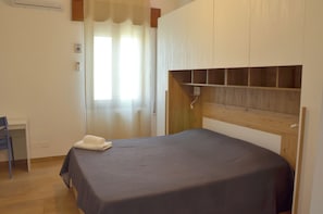 1 dormitorio, escritorio, cuna de viaje y wifi gratis